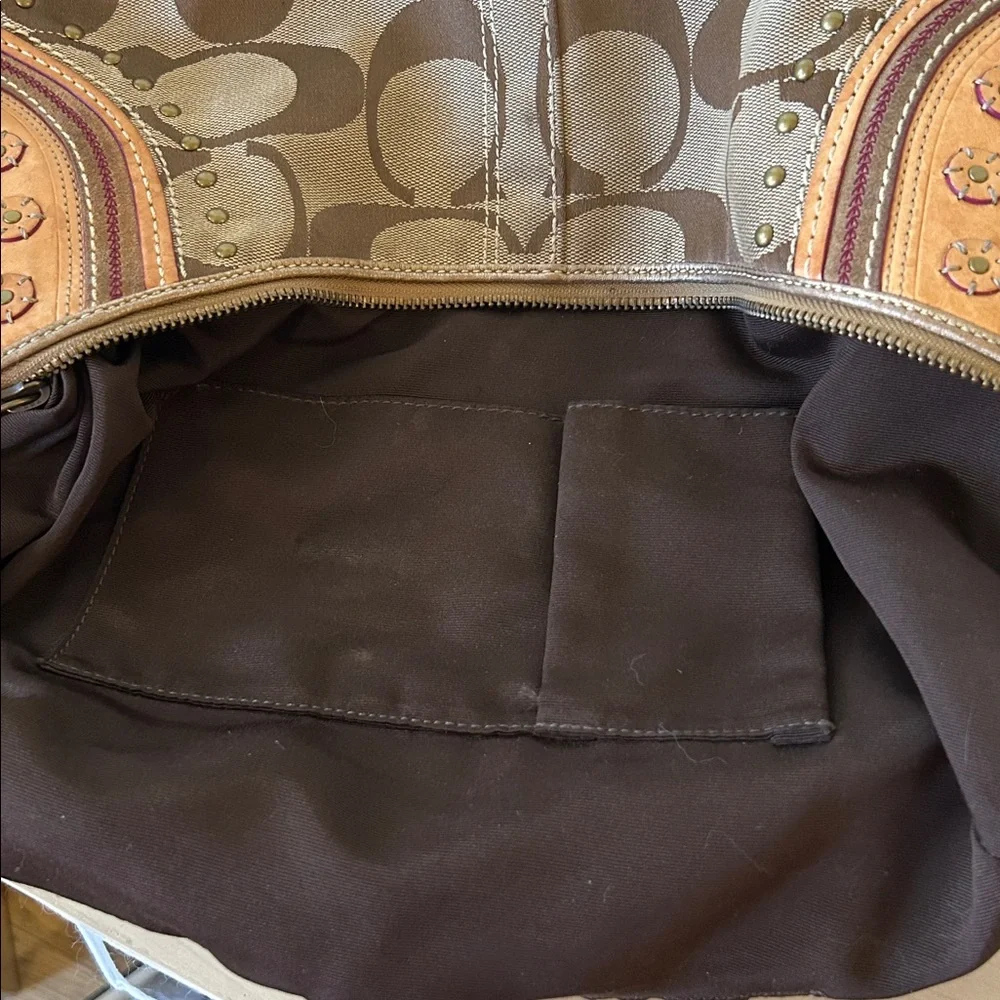 Coach Mia Soho Hobo Shoulder Bag 10483 - Picture 8 of 10